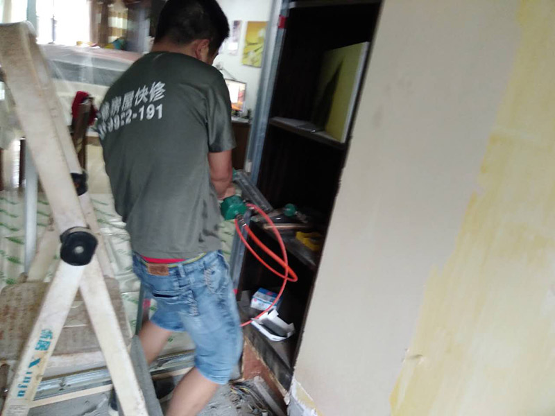 專業維修防盜門的鄭州維修公司，鄭州防盜門修理找誰來修理