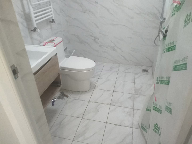 哪家樓梯房屋維修公司上門維修快，婁底水管漏水怎么修補