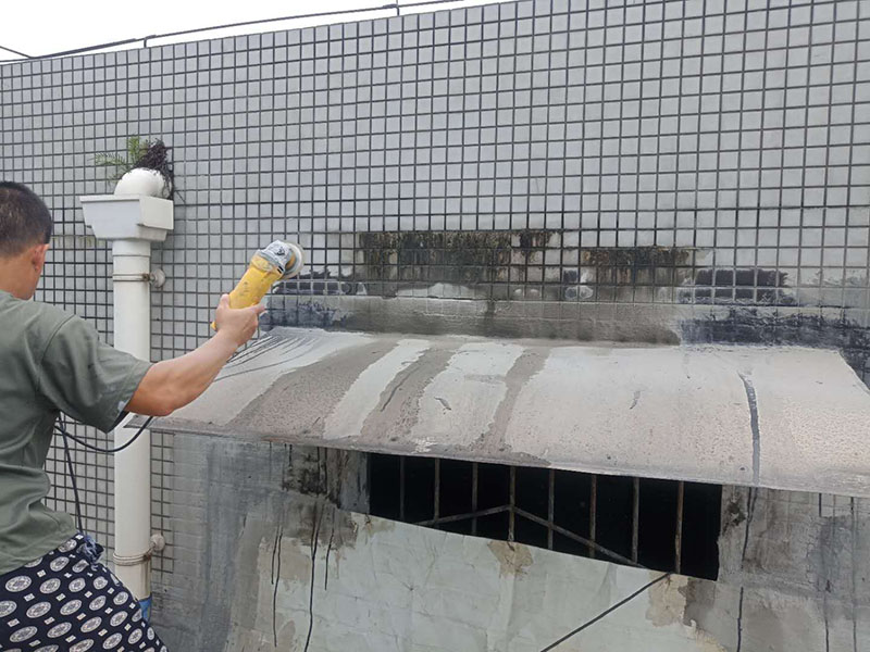 窗戶外墻防水切割：1、外墻防水不建議用防水涂料，防水涂料施工后需要做一層保護層；2、防水需要在水泥基面施工，如果貼了瓷磚，還需要把瓷磚鏟除再施工；3、外墻防水最好使用砂漿防水劑，做好后可以與原有的水泥基面形成一個整體，且不會被雨水中的酸、堿等物質破壞。