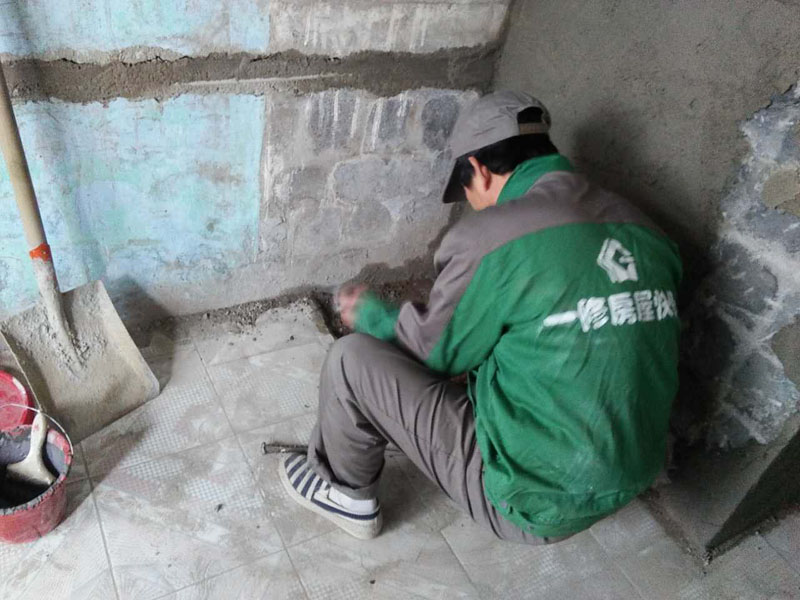 石家莊墻面刷新有哪些公司好，石家莊墻面刷新刮膩子時要注意什么