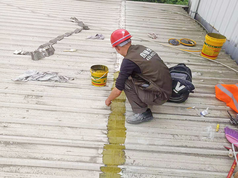 杭州房屋漏水滲水維修多少錢，專業防水補漏從哪兒下手