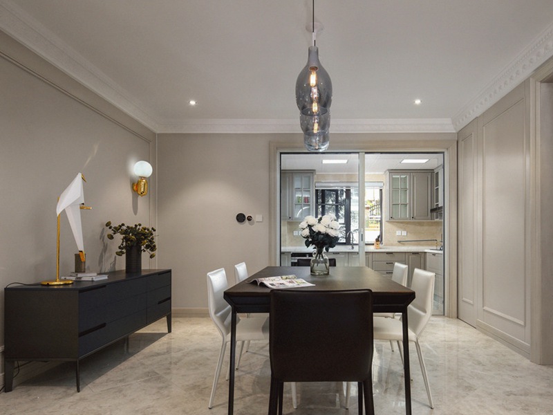 房間屋頂發霉是什么原因，解決這個問題