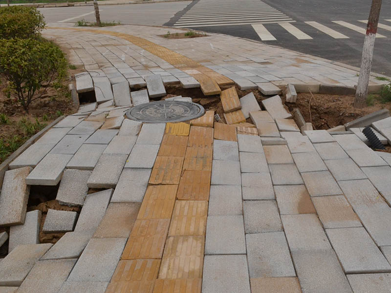 道路裂縫怎樣處理？路面裂縫修補方法介